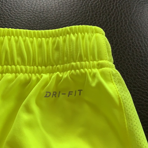 Nike - Picture 8 of 8